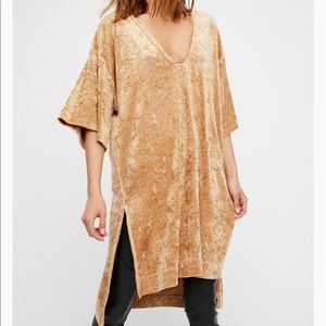 NWOT Free People “We the Free” Luxe Tee!